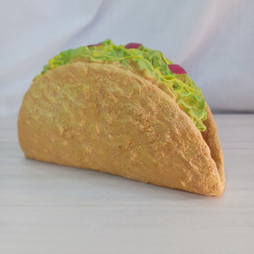 Exotic Environments Taco Tuesday Aquarium Hideaway